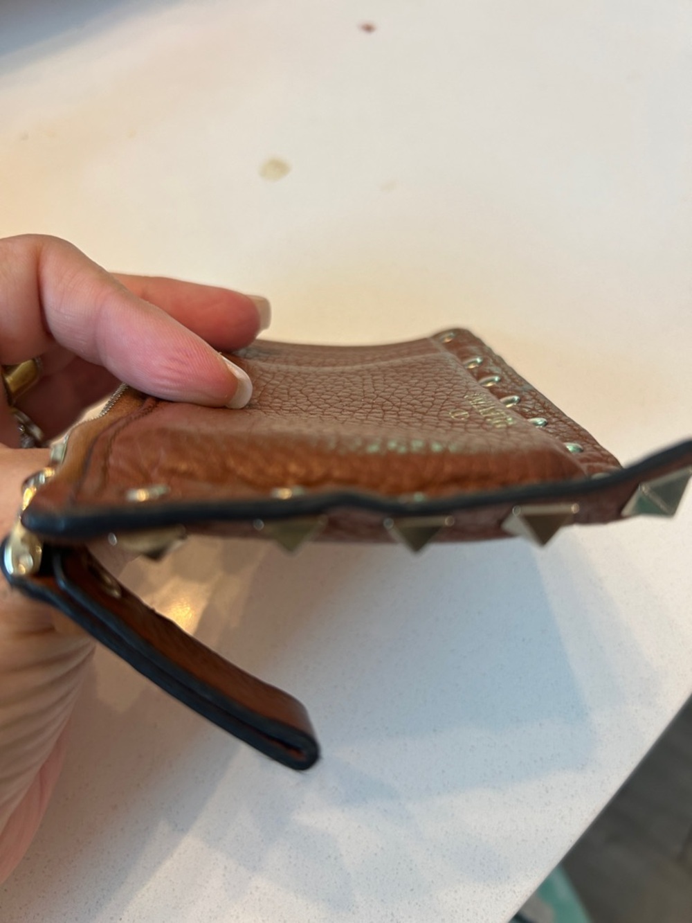 Valentino Garavani Brown Leather Rockstud Zip Card Holder - Picture 7 of 8